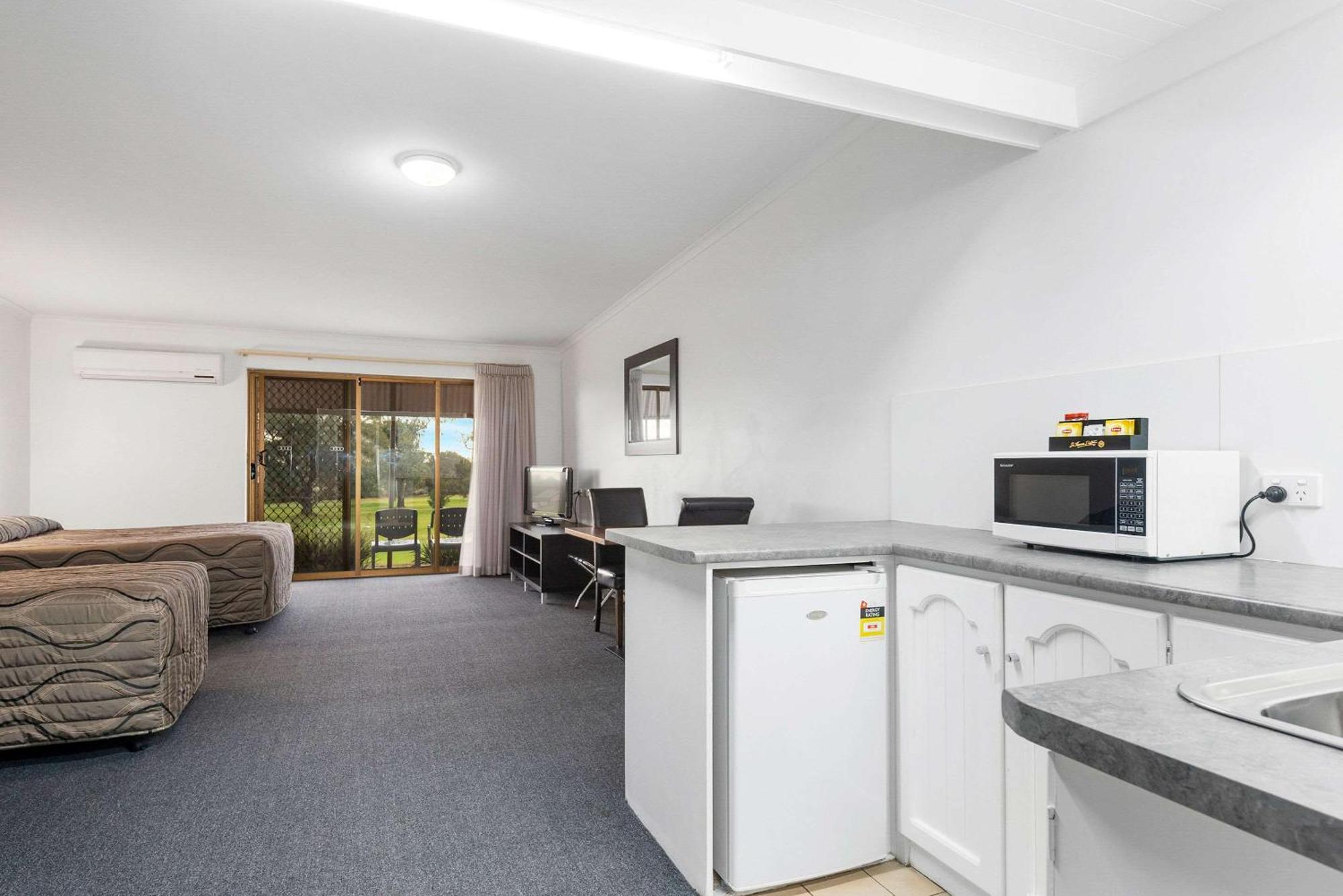 Comfort Inn & Suites Riverland Barmera Екстер'єр фото