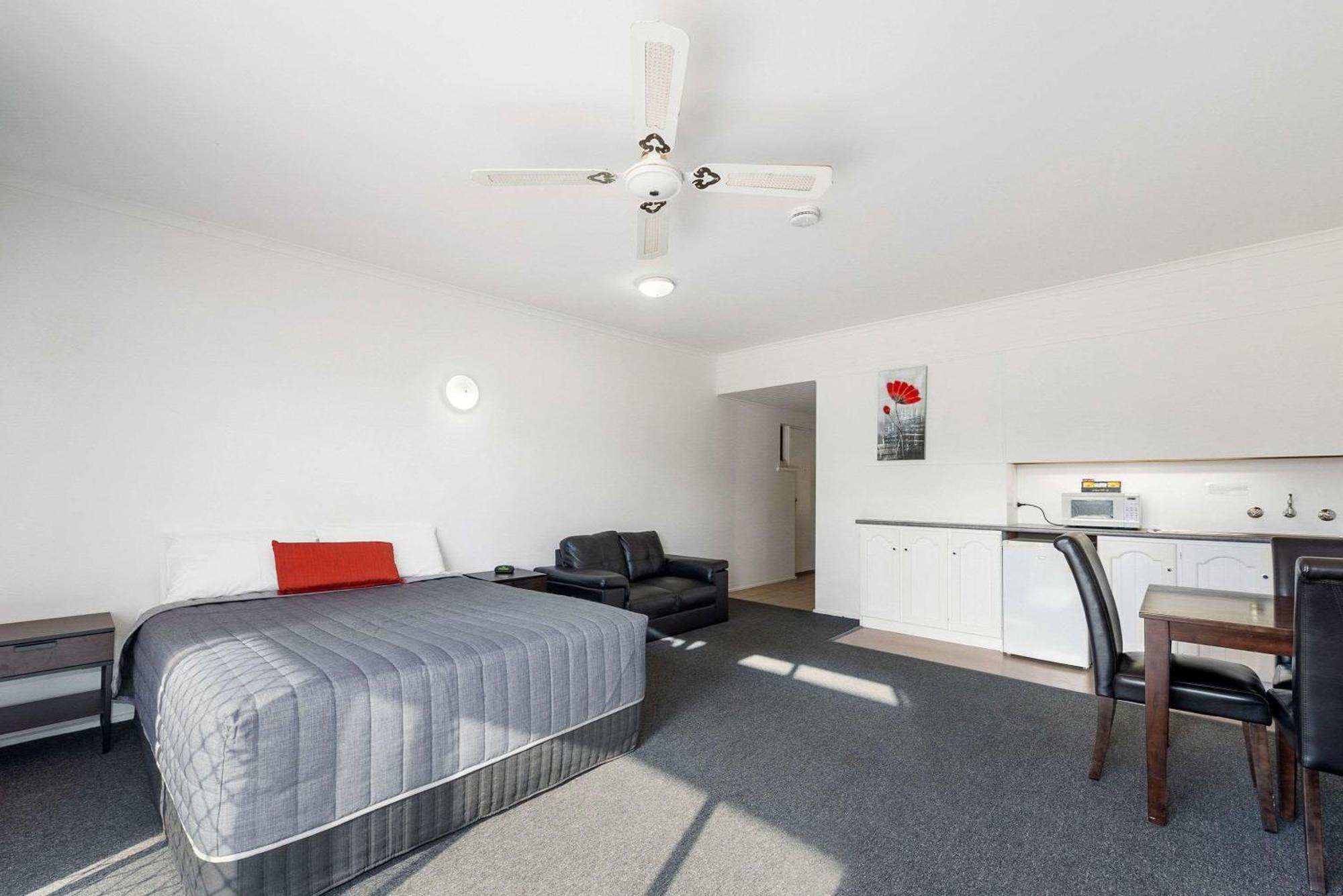 Comfort Inn & Suites Riverland Barmera Екстер'єр фото